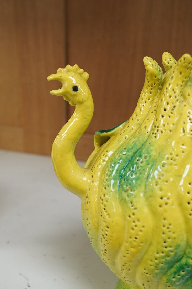 A Chinese 'Cadogan' teapot, the spout in the form of a bird, 17cm high